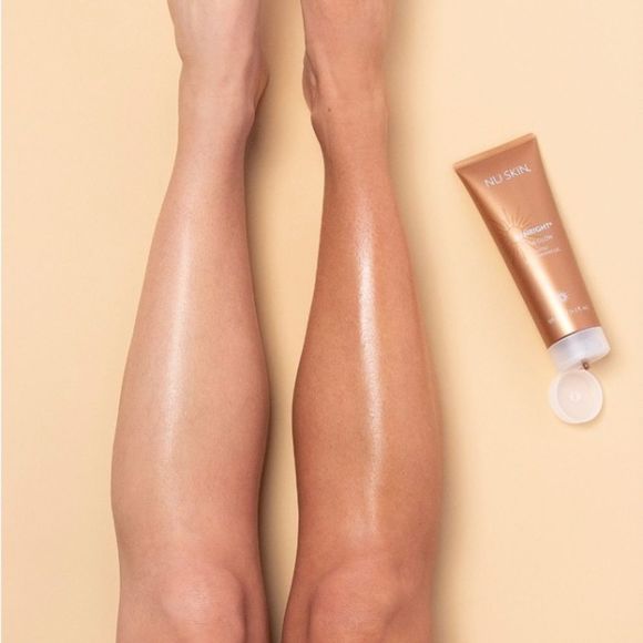 NWT ☀️🕶️ 2 TUBES INSTA GLOW SUN NATURAL SELF TANNING LOTION - Picture 1 of 11